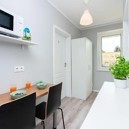 Bo-mi Wakacyjne - Ergo Arena -zabianka - Jelitkowo Homestay Gdansk